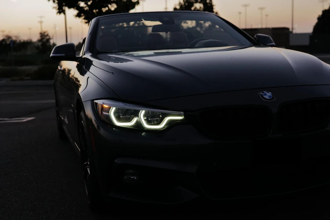 2019 BMW F33 435i & 440i Convertible - Image 23 of 31
