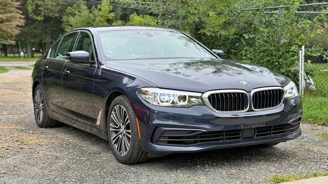 2019 BMW 5 Series 530e iPerformance Sedan 4D