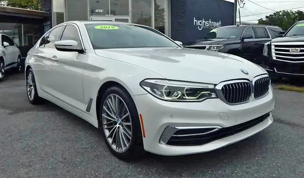 2019 BMW 5 Series 530i xDrive Sedan 4D