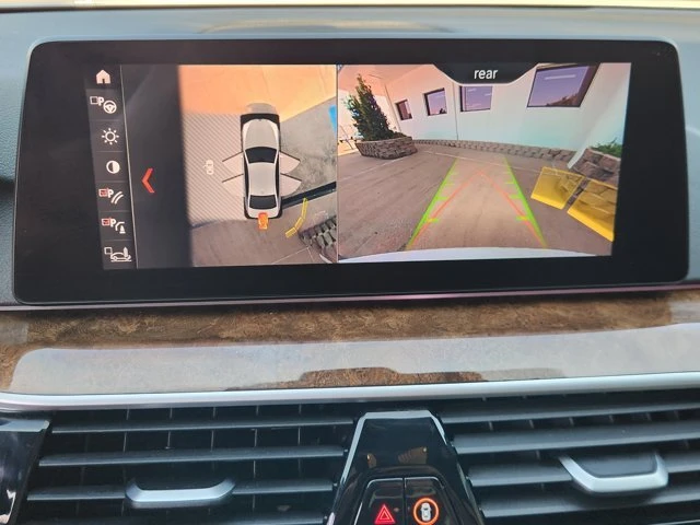 2019 BMW 5 Series - Image 15 of 20