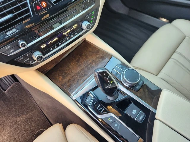 2019 BMW 5 Series - Image 18 of 20