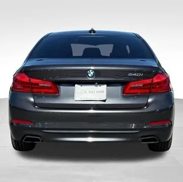 2019 BMW 5 Series 540i
