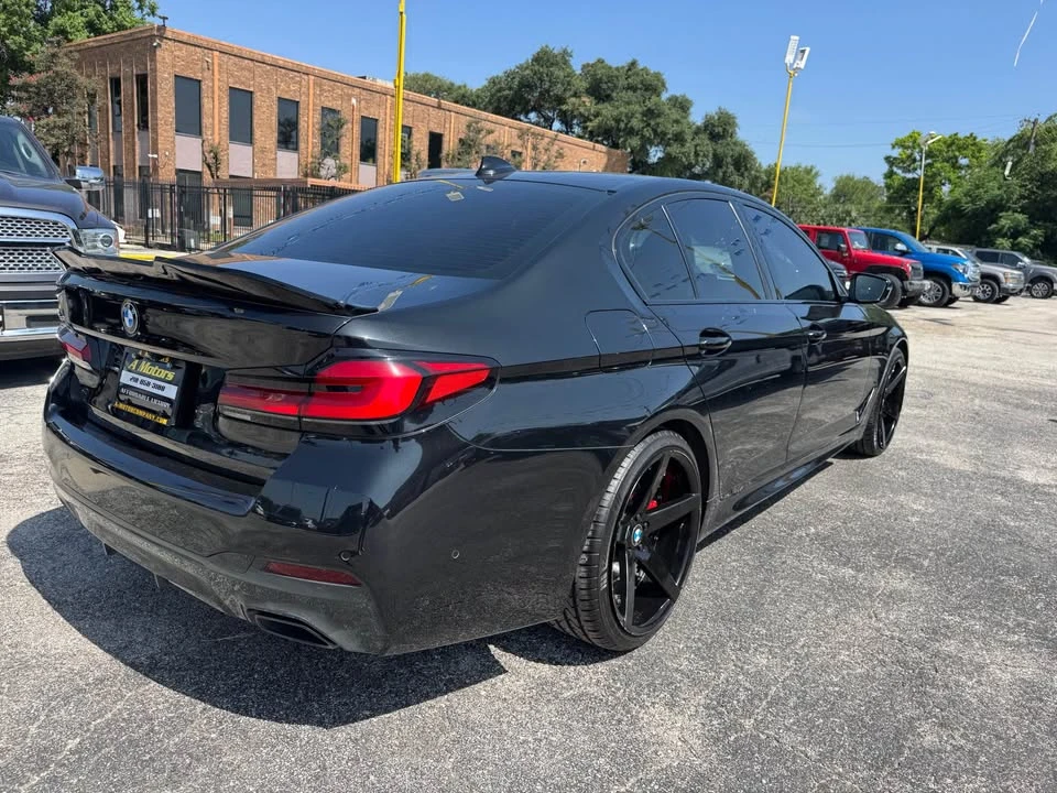 2019 BMW G30 5 Series Sedan - Image 5 of 10