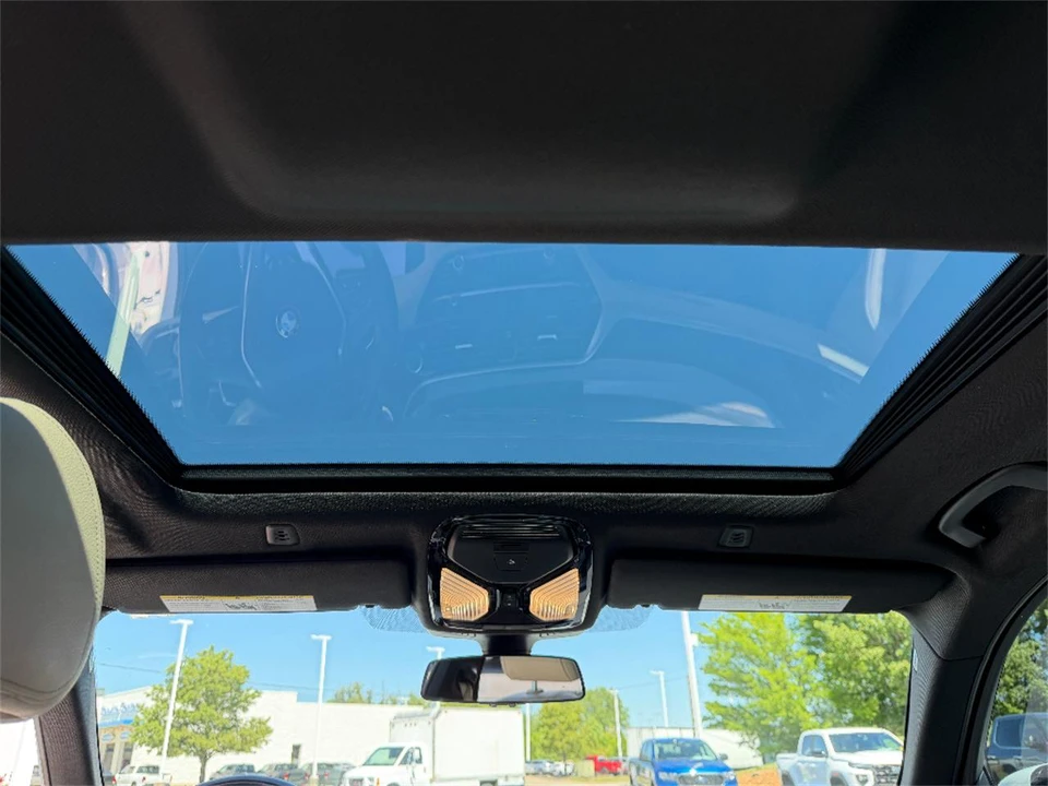 2019 BMW G30 5 Series Sedan - Image 23 of 31