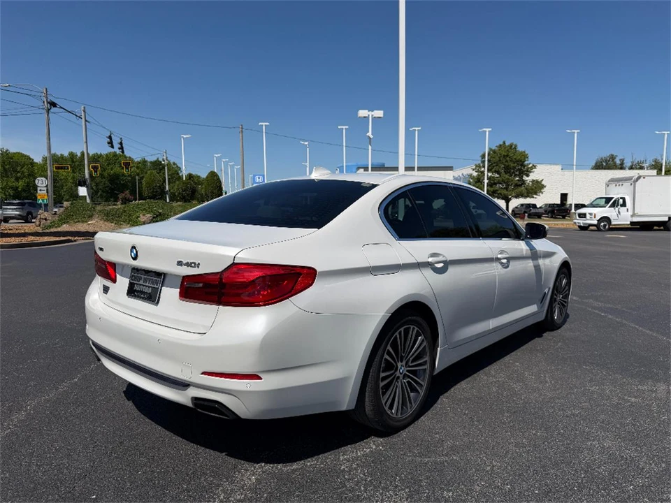 2019 BMW G30 5 Series Sedan - Image 7 of 31
