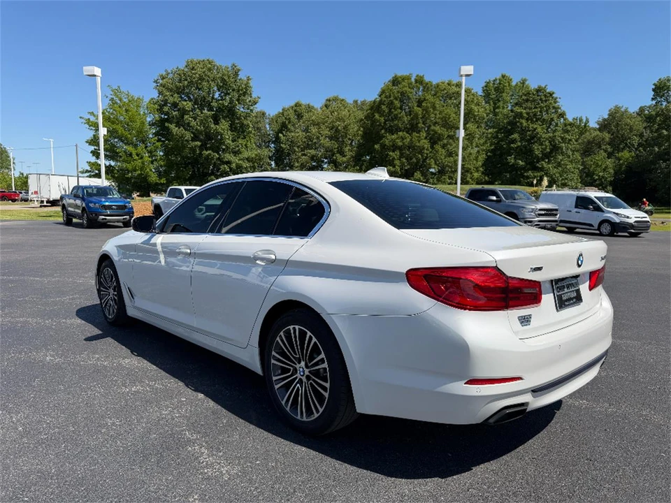 2019 BMW G30 5 Series Sedan - Image 5 of 31