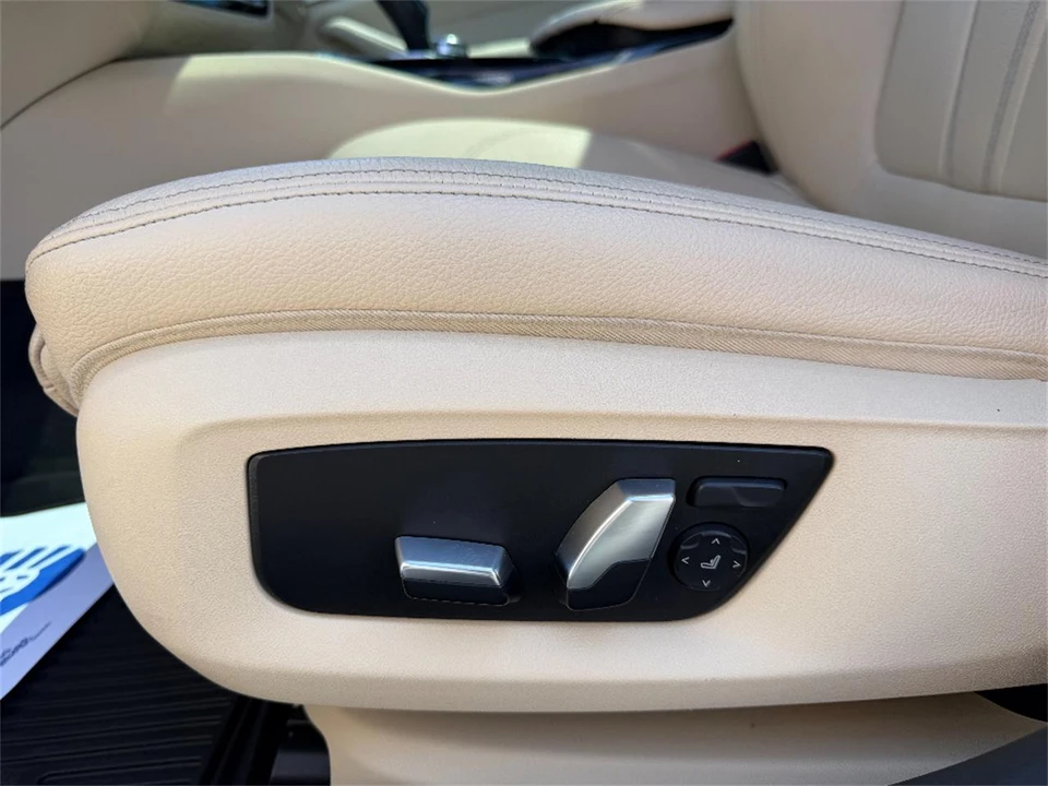 2019 BMW G30 5 Series Sedan - Image 21 of 31