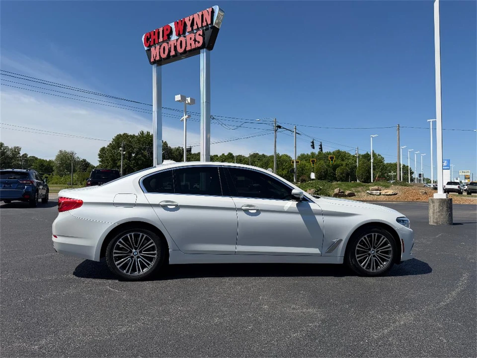 2019 BMW G30 5 Series Sedan - Image 8 of 31