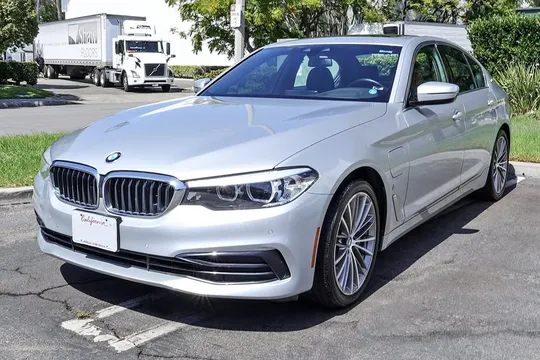 2019 BMW 530e iPerformance
