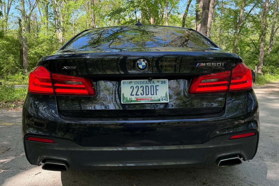 2019 BMW G30 5 Series Sedan - Image 5 of 31
