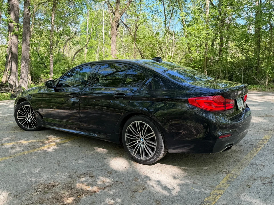 2019 BMW G30 5 Series Sedan - Image 9 of 31