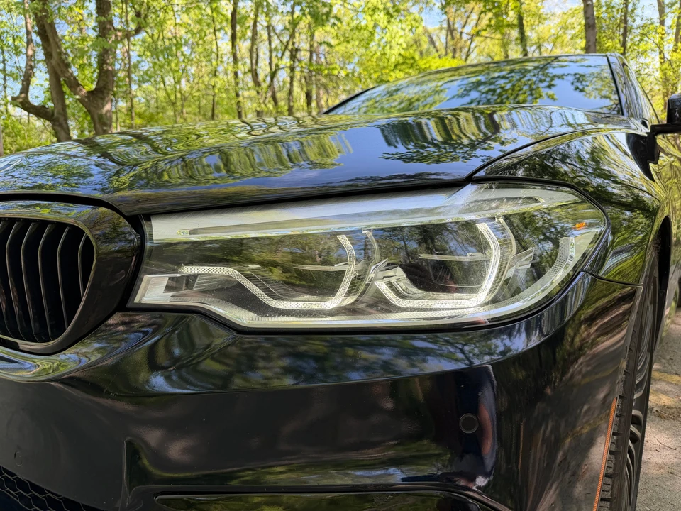 2019 BMW G30 5 Series Sedan - Image 13 of 31