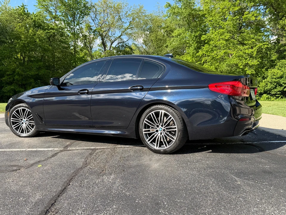 2019 BMW G30 5 Series Sedan - Image 8 of 31
