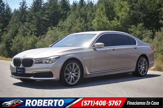 2019 BMW 7-Series 740i
