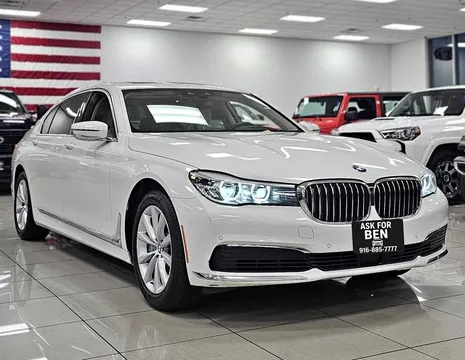 2019 BMW 7 Series 740i Sedan 4D