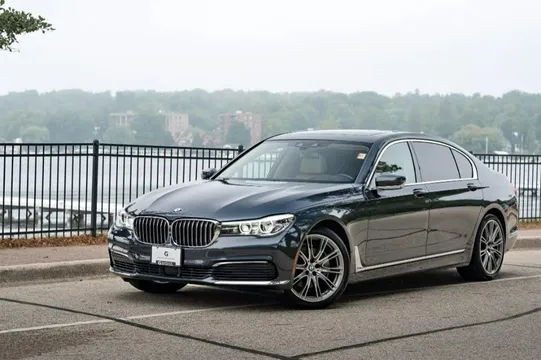 2019 BMW 7 Series 740i xDrive