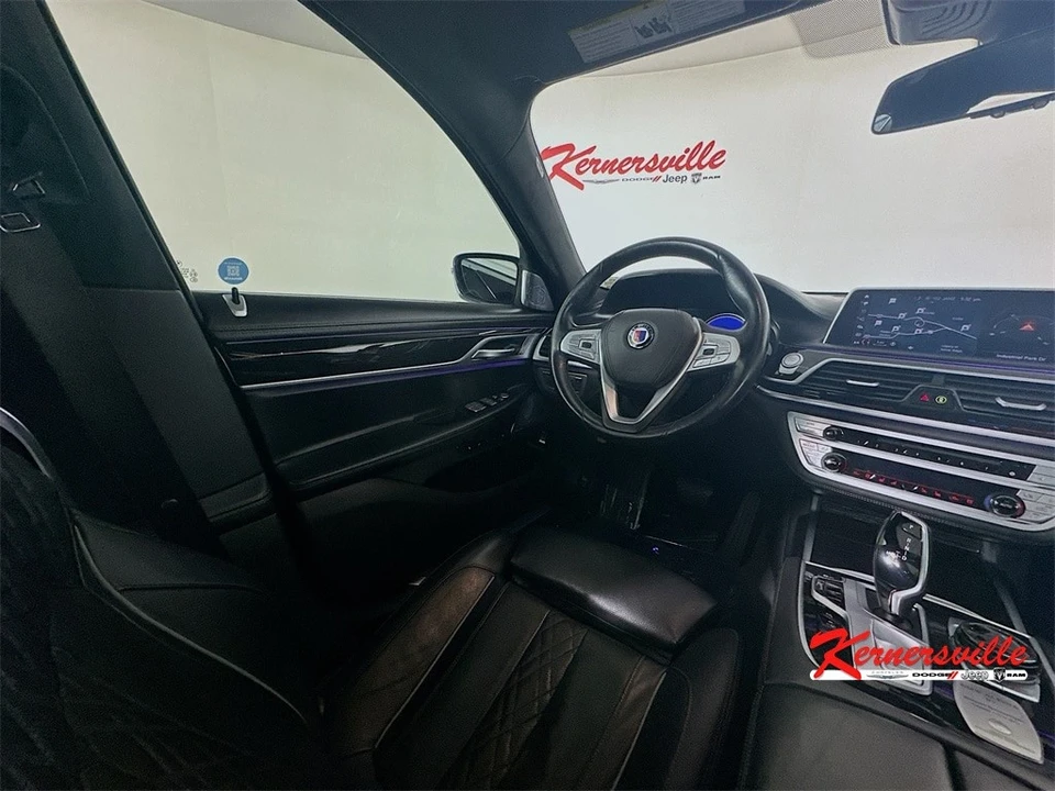 2019 BMW Alpina B7 - Image 9 of 21