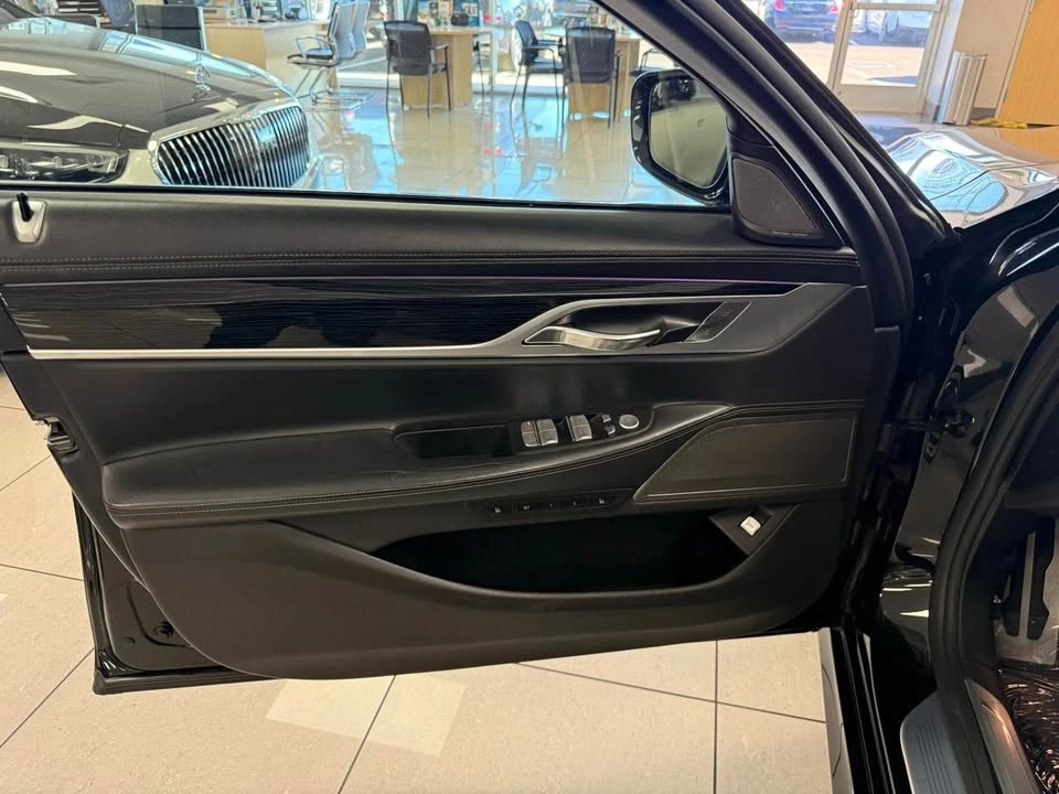 2019 BMW G11/G12 7 Series - Image 9 of 20