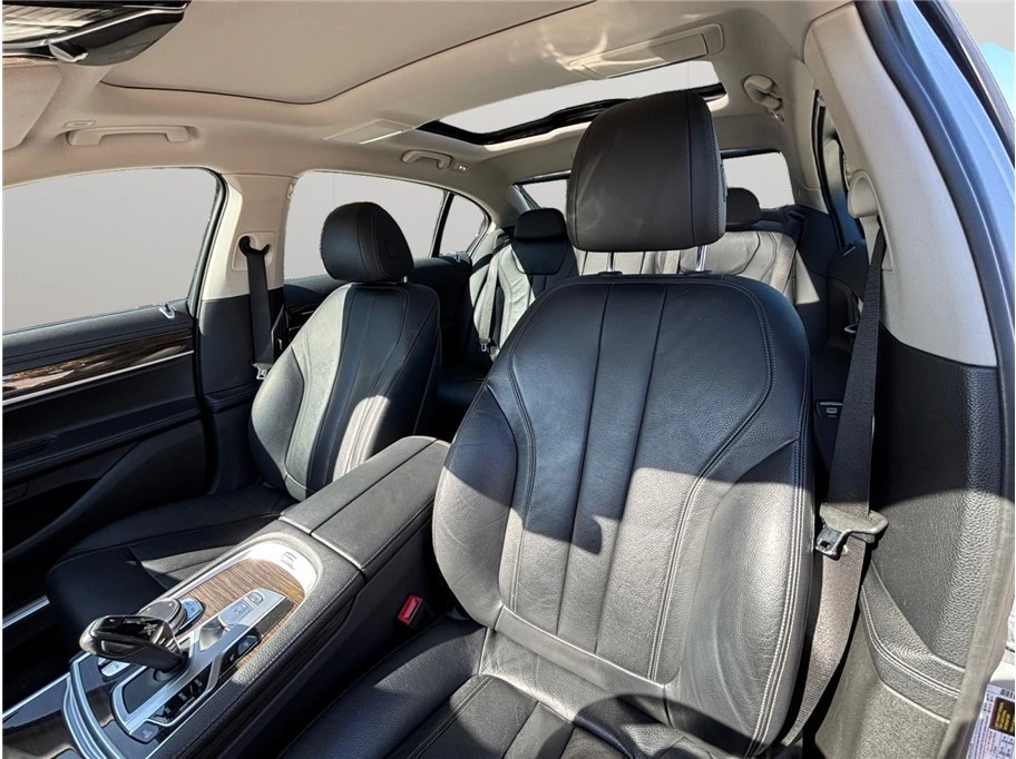 2019 BMW G11/G12 7 Series - Image 19 of 21