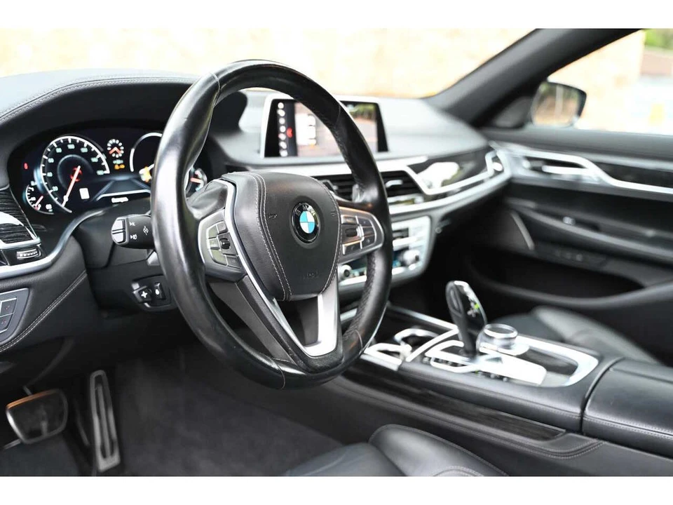 2019 BMW G11/G12 7 Series - Image 12 of 21