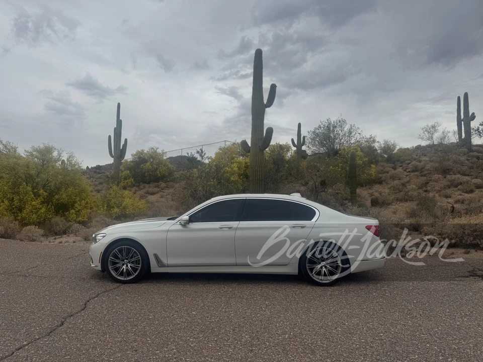 2019 BMW G11/G12 7 Series - Image 11 of 22