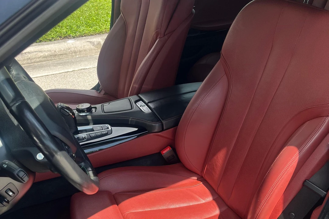 2019 BMW Alpina B6 - Image 26 of 31