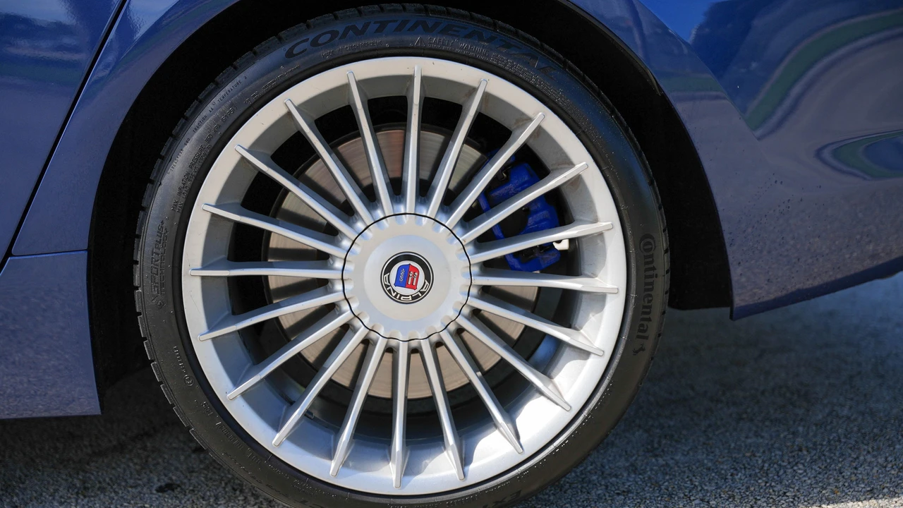 2019 BMW Alpina B6 - Image 22 of 31