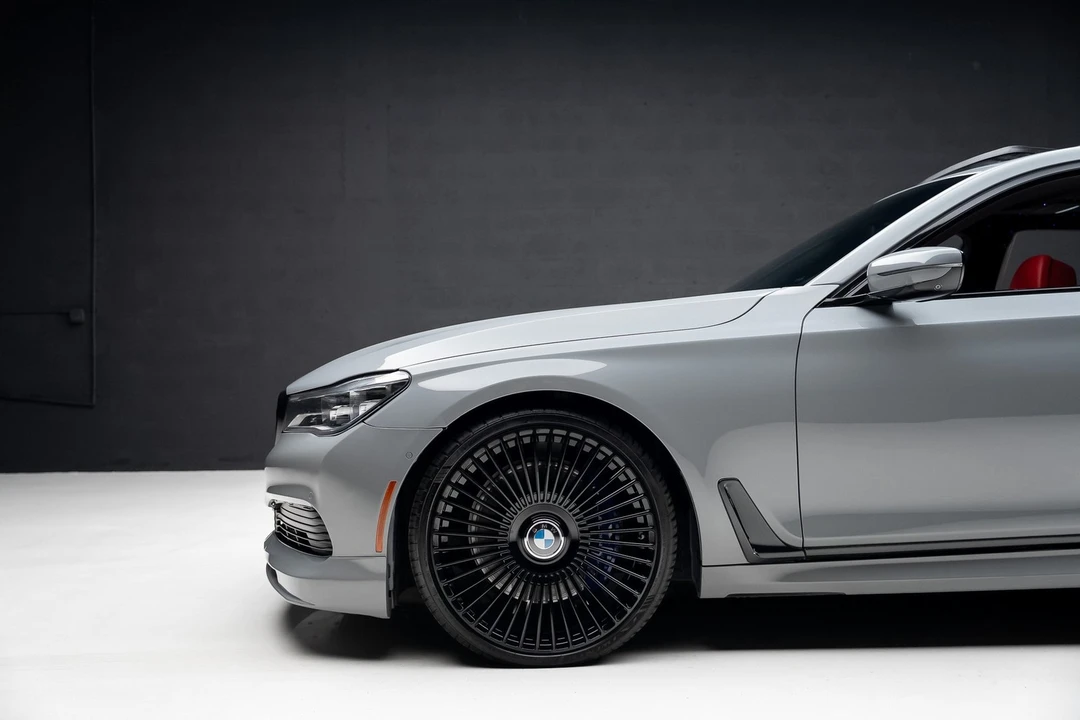 2019 BMW Alpina B7 - Image 17 of 21