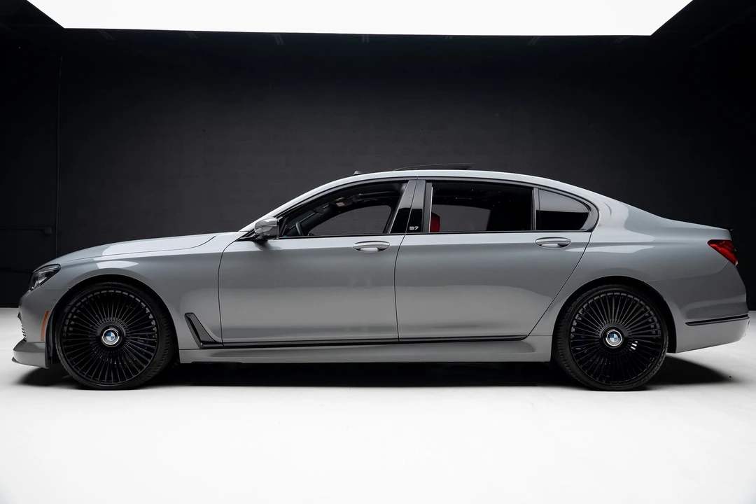 2019 BMW Alpina B7 - Image 16 of 21