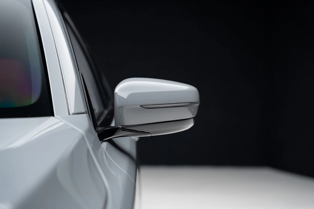 2019 BMW Alpina B7 - Image 14 of 21