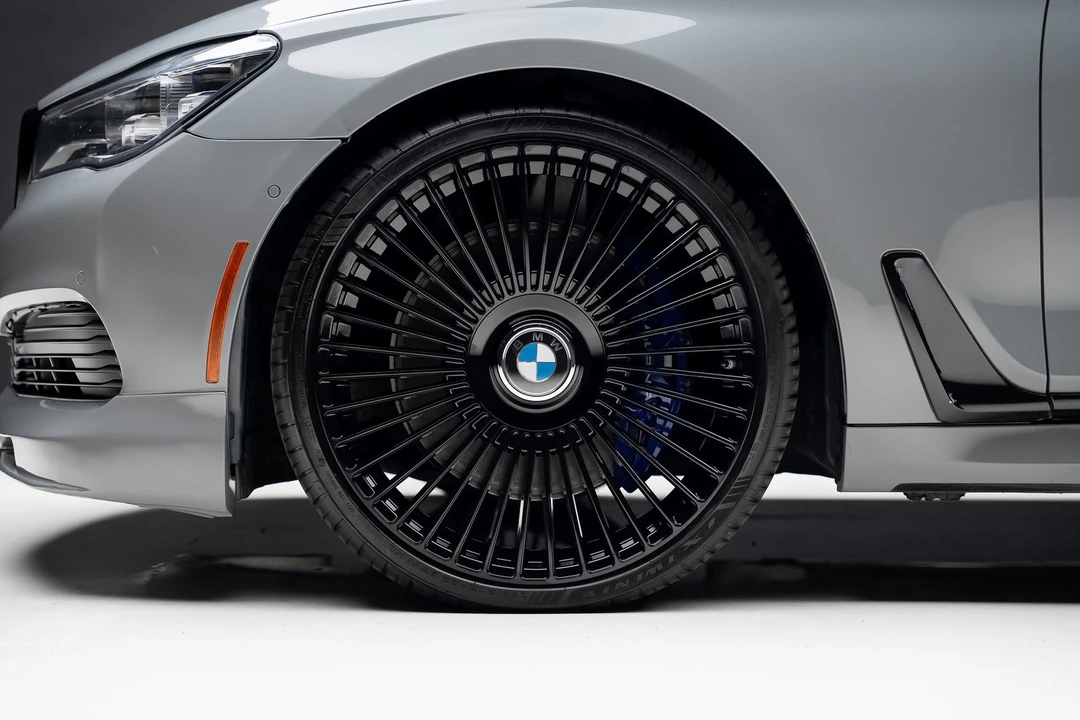 2019 BMW Alpina B7 - Image 18 of 21