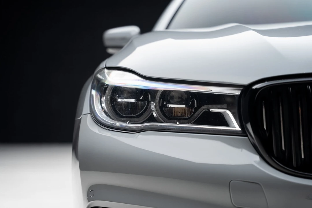 2019 BMW Alpina B7 - Image 8 of 21