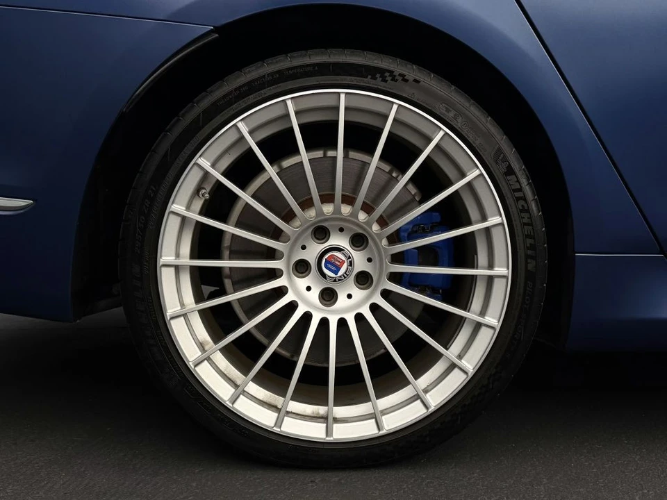 2019 BMW Alpina B7 - Image 13 of 21
