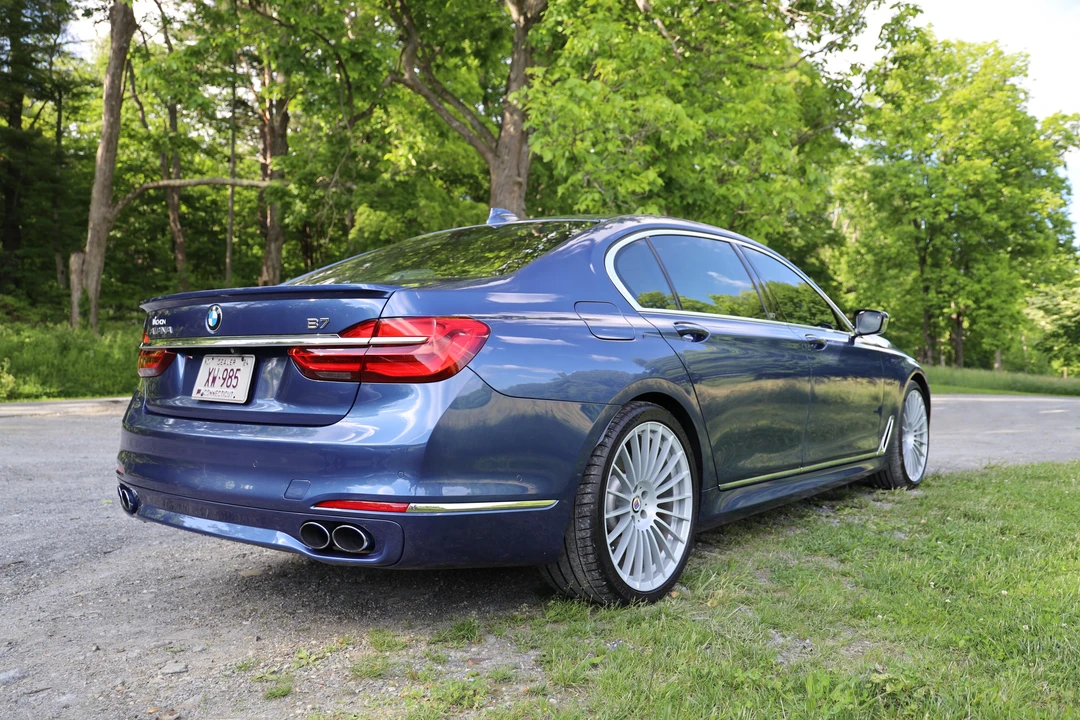 2019 BMW Alpina B7 - Image 15 of 30