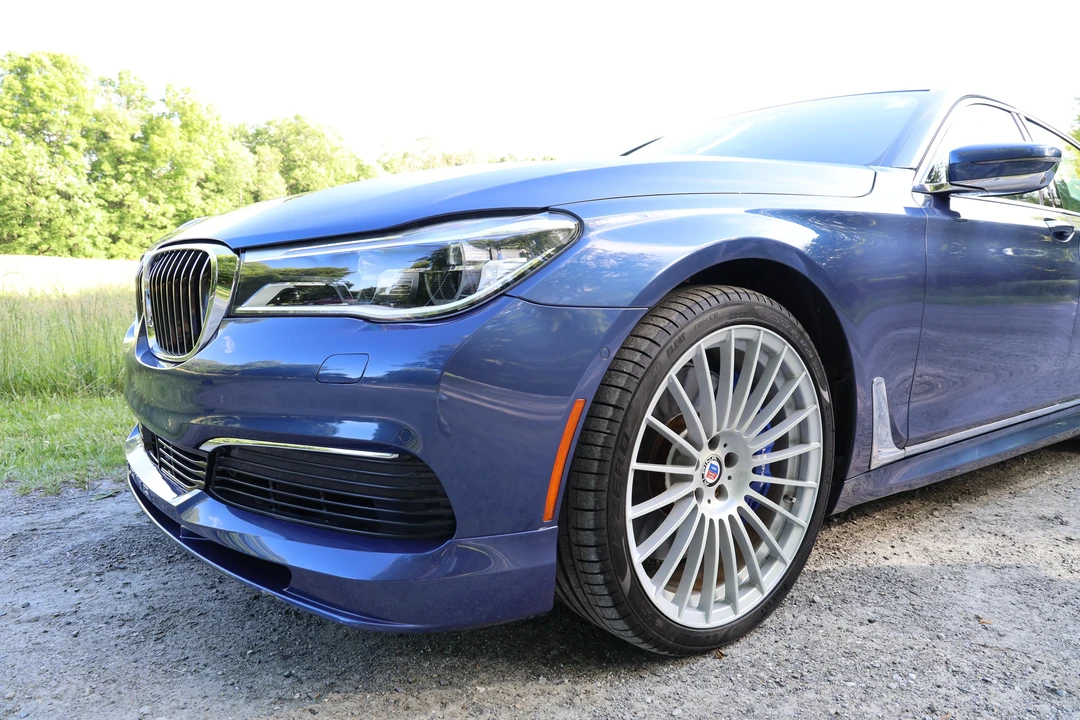 2019 BMW Alpina B7 - Image 25 of 30