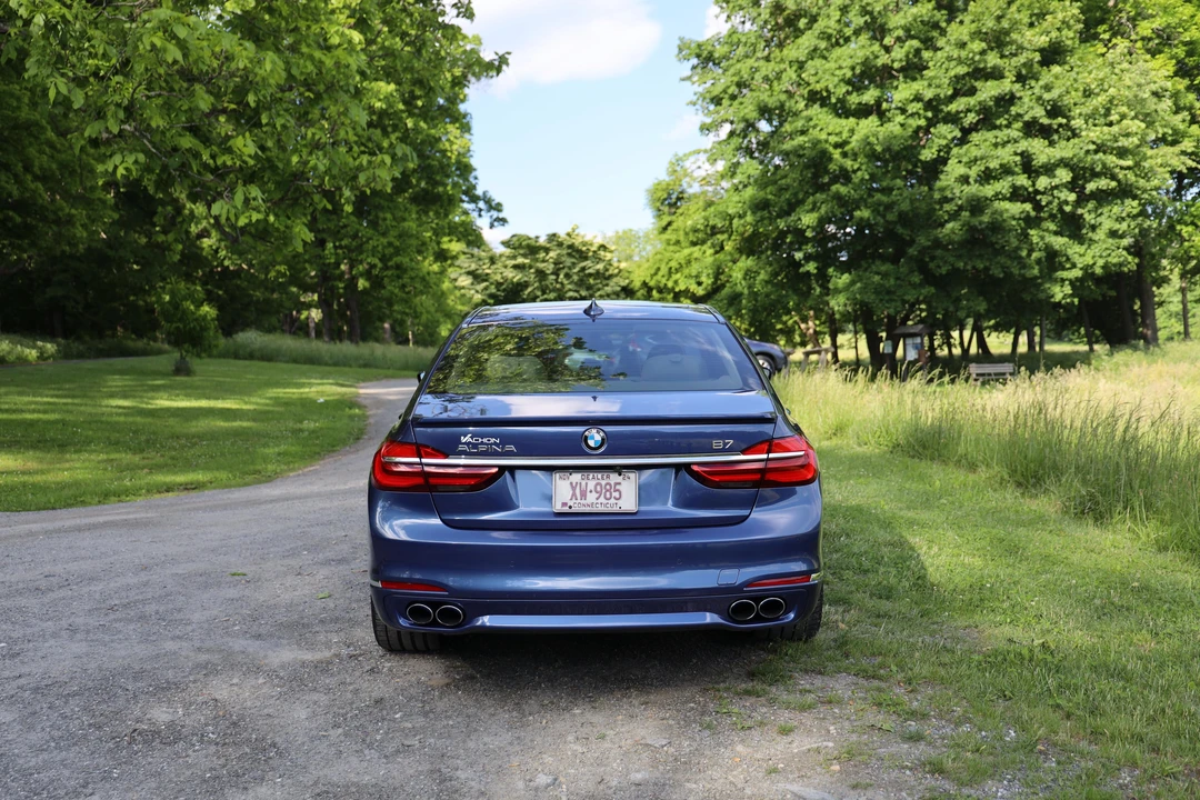 2019 BMW Alpina B7 - Image 13 of 30