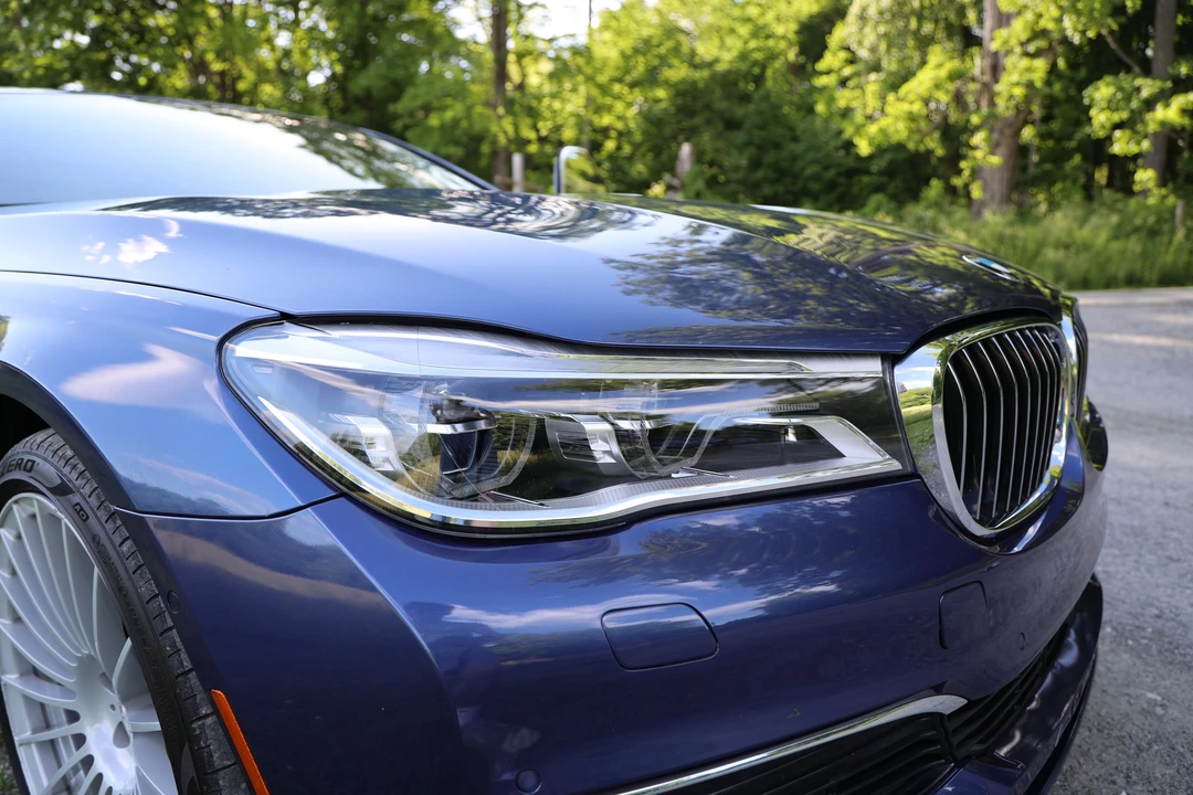 2019 BMW Alpina B7 - Image 17 of 30