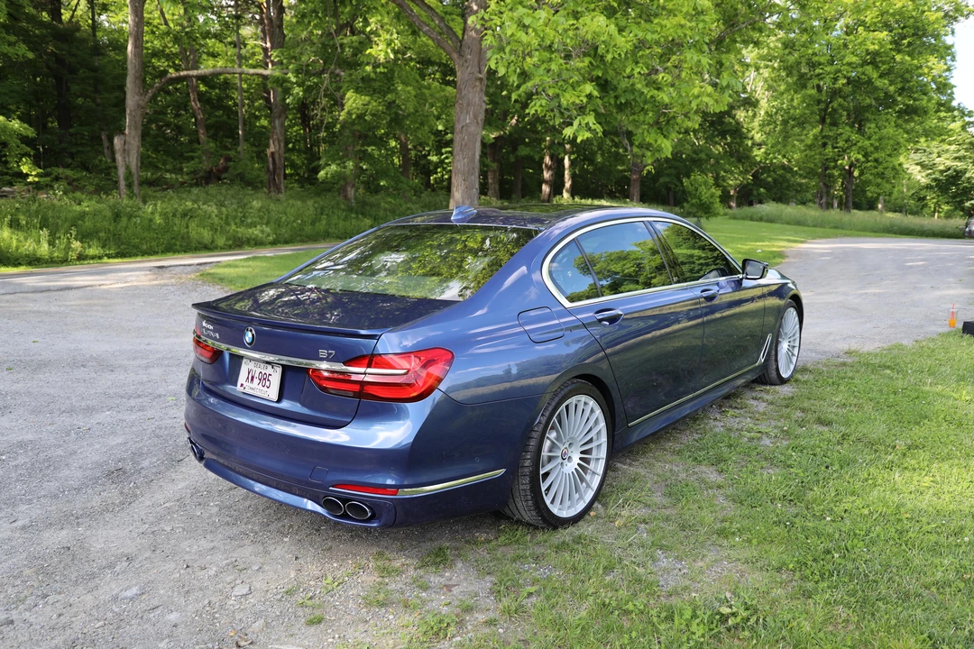 2019 BMW Alpina B7 - Image 14 of 30