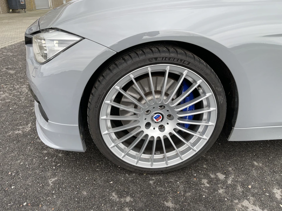 2017 BMW Alpina B3 - Image 29 of 31