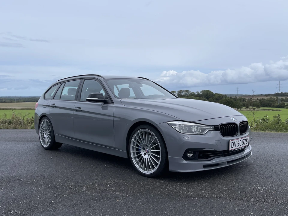 2017 BMW Alpina B3 - Image 2 of 31