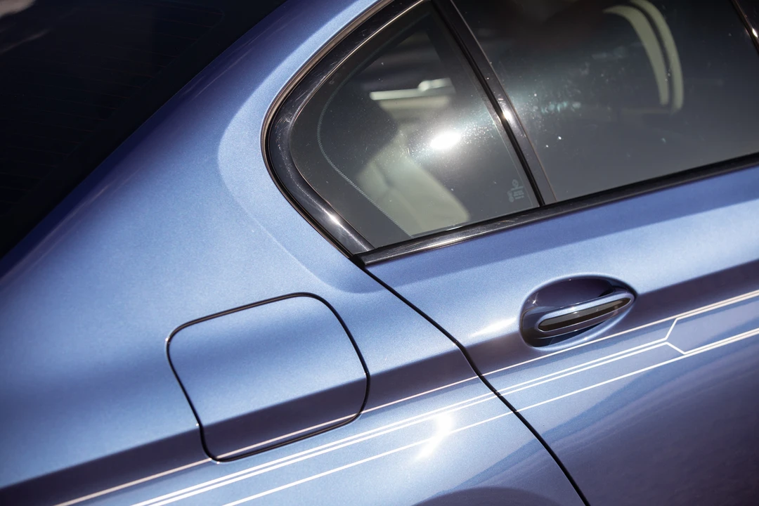 2019 BMW Alpina B5 - Image 16 of 31