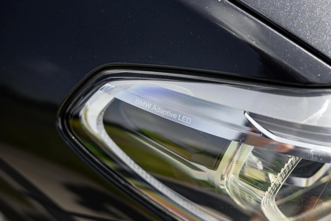 2019 BMW Alpina - Image 11 of 31