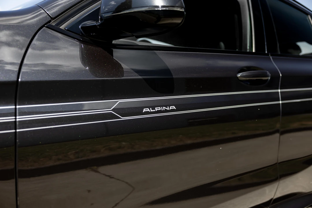 2019 BMW Alpina - Image 13 of 31