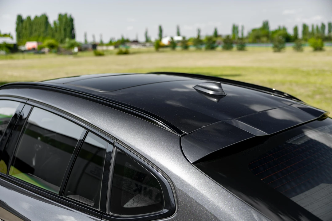 2019 BMW Alpina - Image 17 of 31