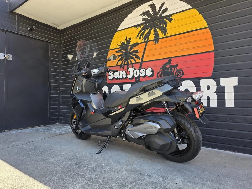2019 BMW Motorcycles - Image 6 of 12