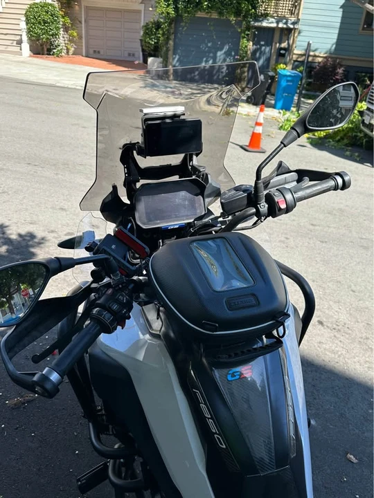 2019 BMW Motorcycles - Image 2 of 5