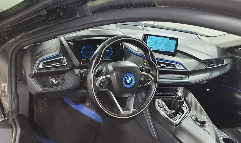 2019 BMW i8 - Image 4 of 5