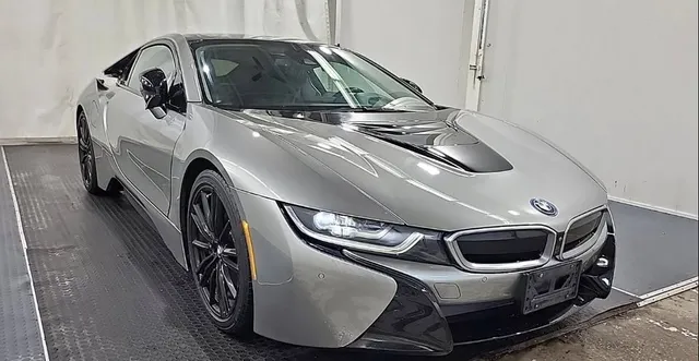 2019 BMW i8 Coupe eDrive AWD