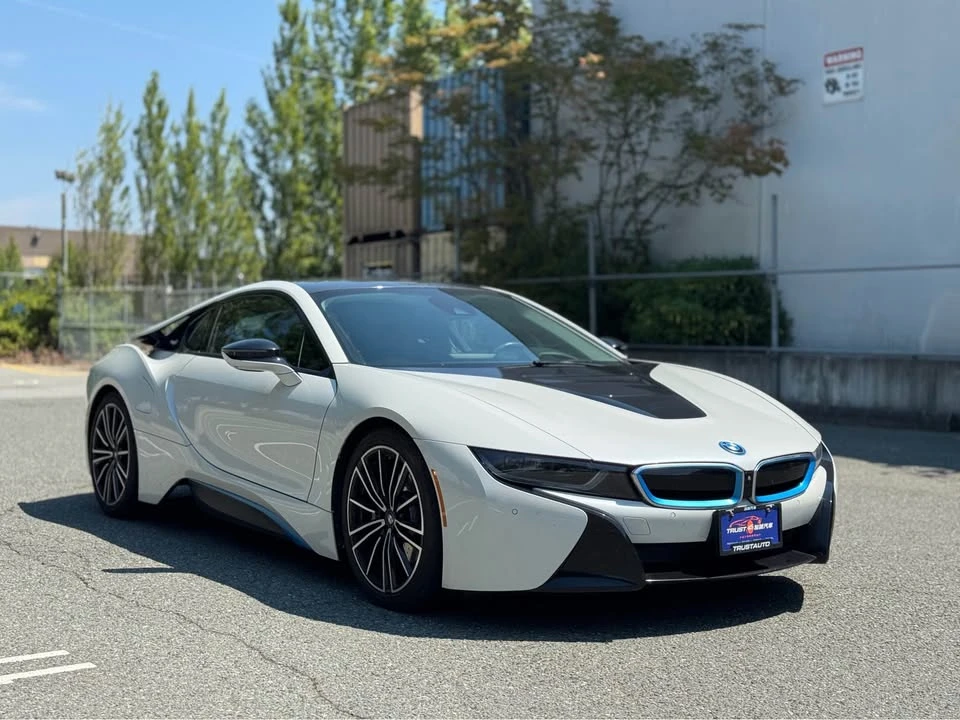 2019 BMW i8 - Image 2 of 20