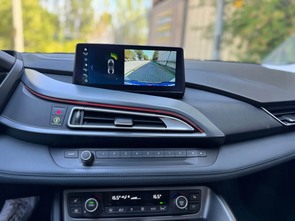 2019 BMW i8 - Image 16 of 20